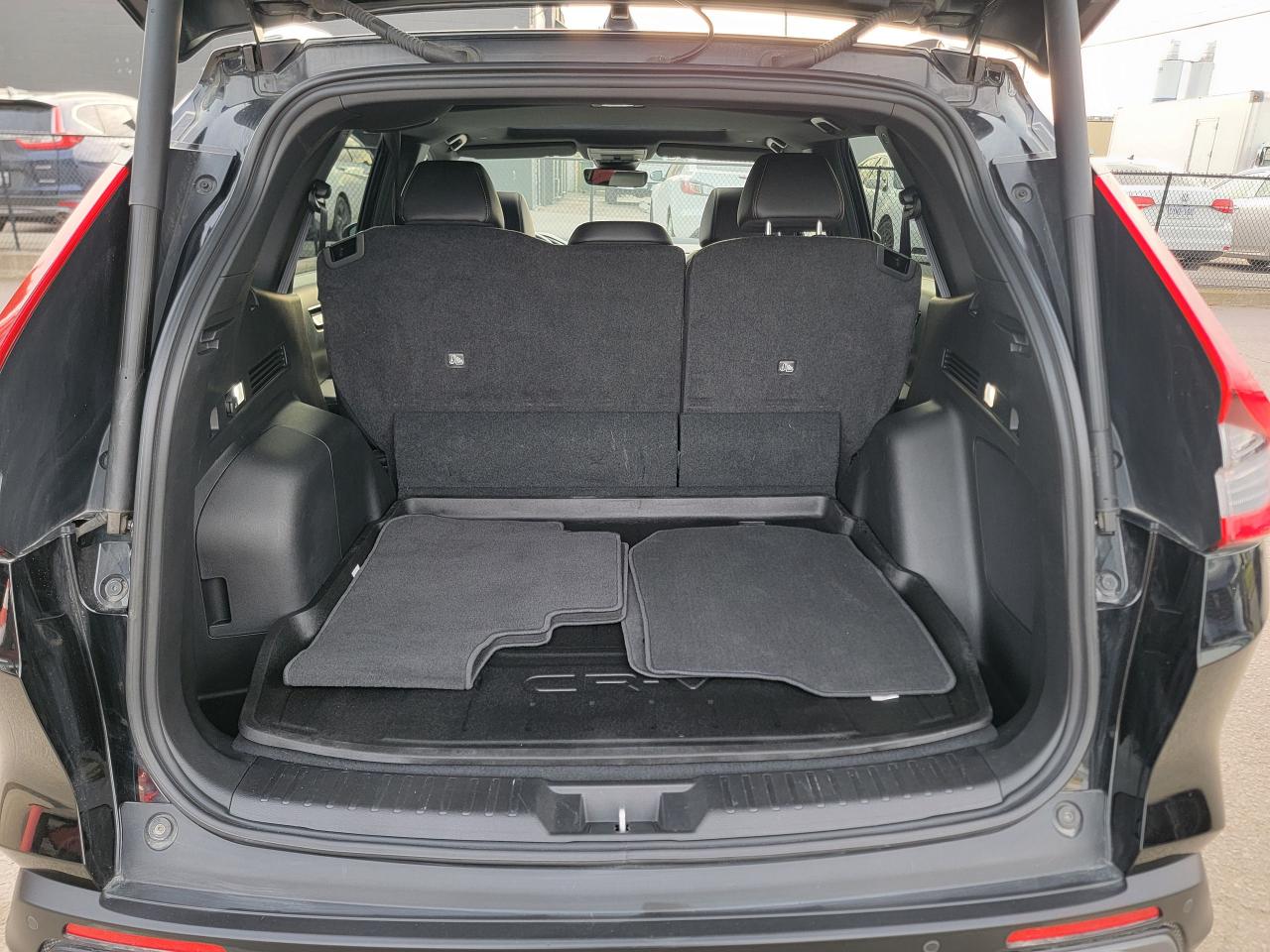 2024 Honda CR-V Touring | Hybrid | Fully Loaded - Photo #24