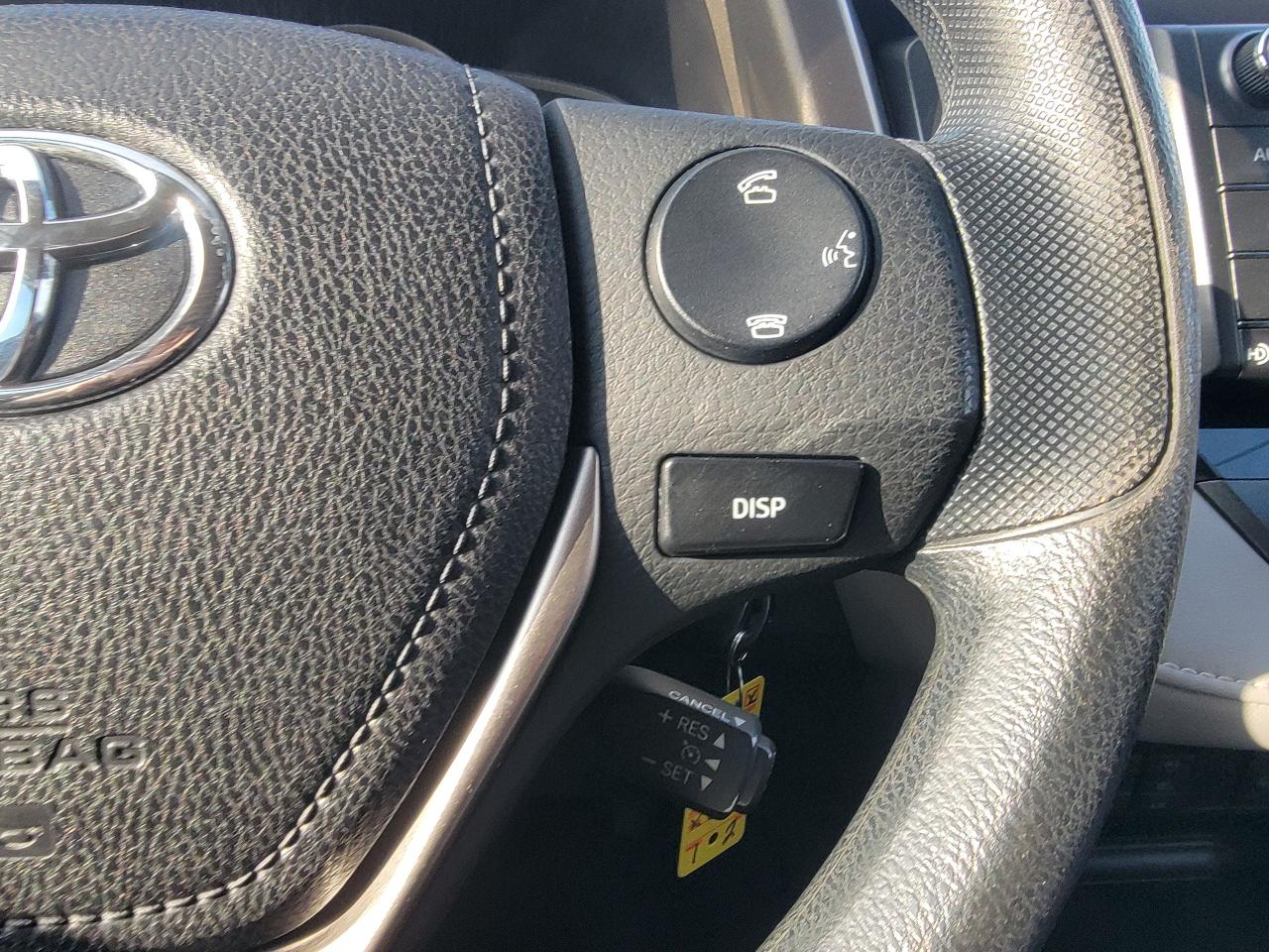 2014 Toyota RAV4 XLE - Photo #19