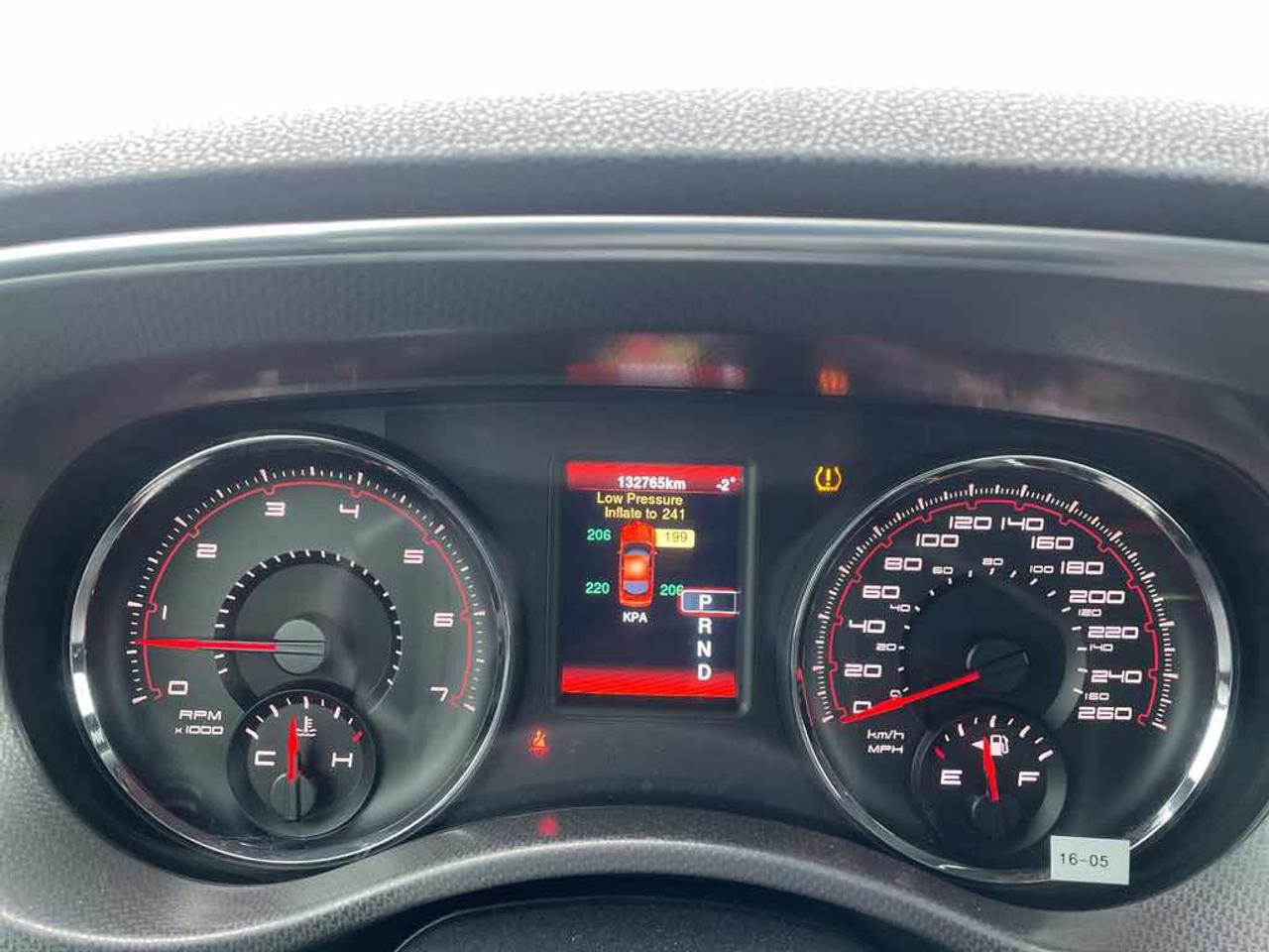 2013 Dodge Charger SE Photo