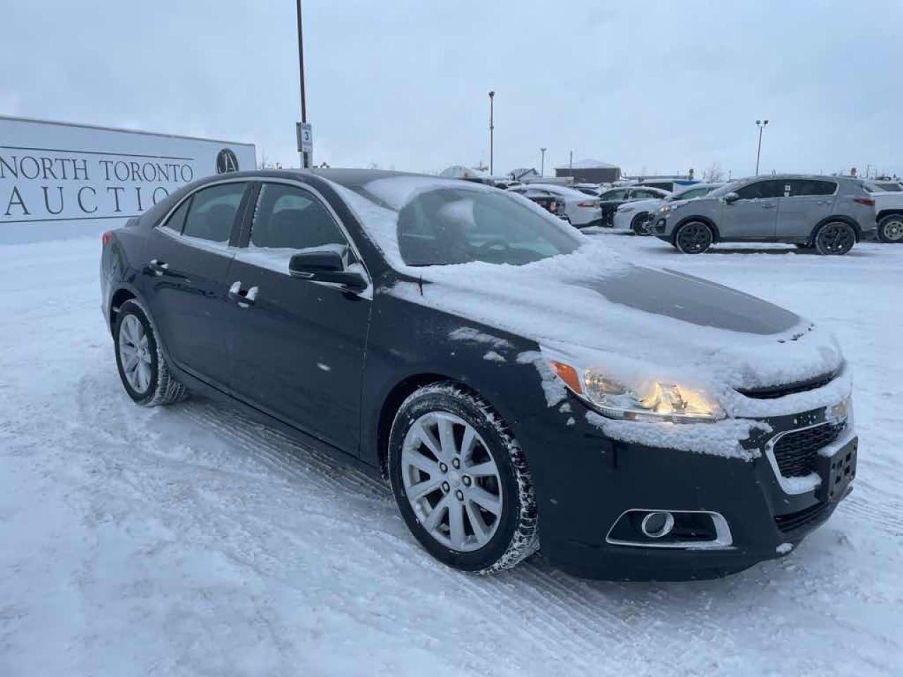 2014 Chevrolet Malibu 2LT Photo2