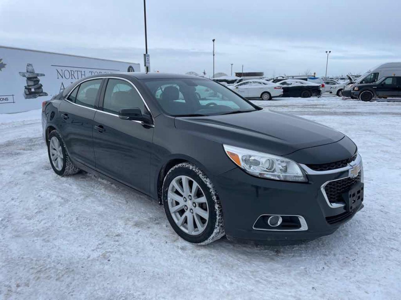 2014 Chevrolet Malibu 2LT Photo2