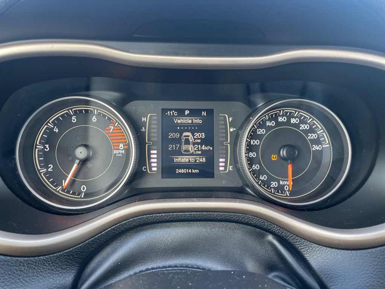 2016 Jeep Cherokee Sport Photo