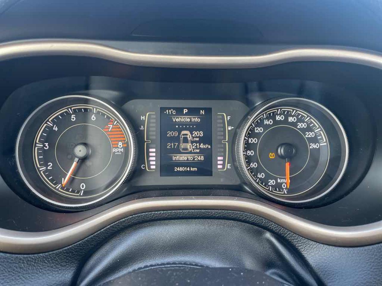 2016 Jeep Cherokee Sport Photo