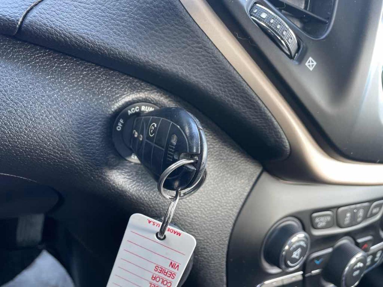 2016 Jeep Cherokee Sport Photo