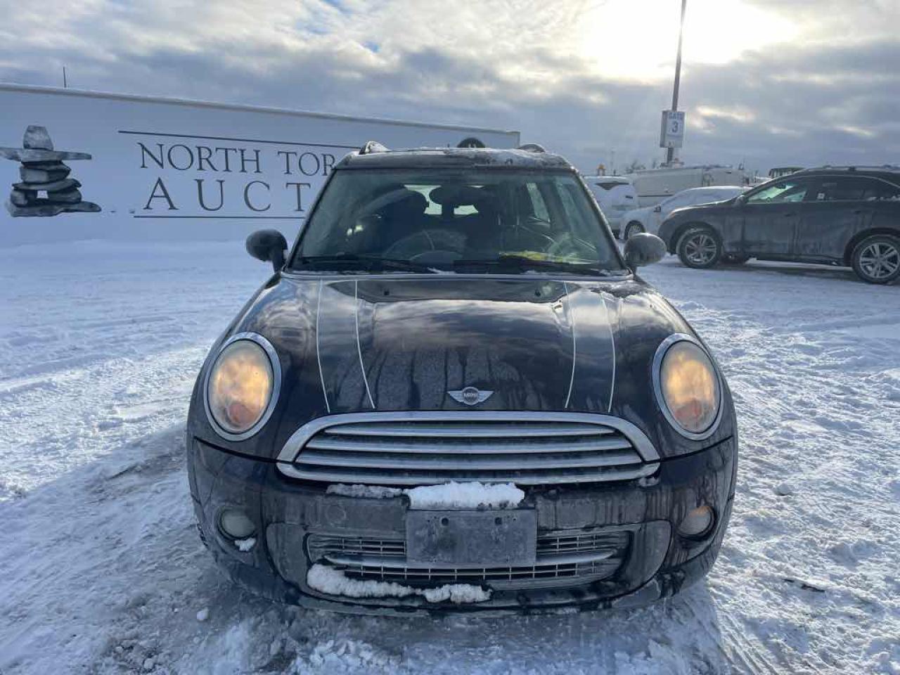 2011 MINI Cooper Clubman  Photo