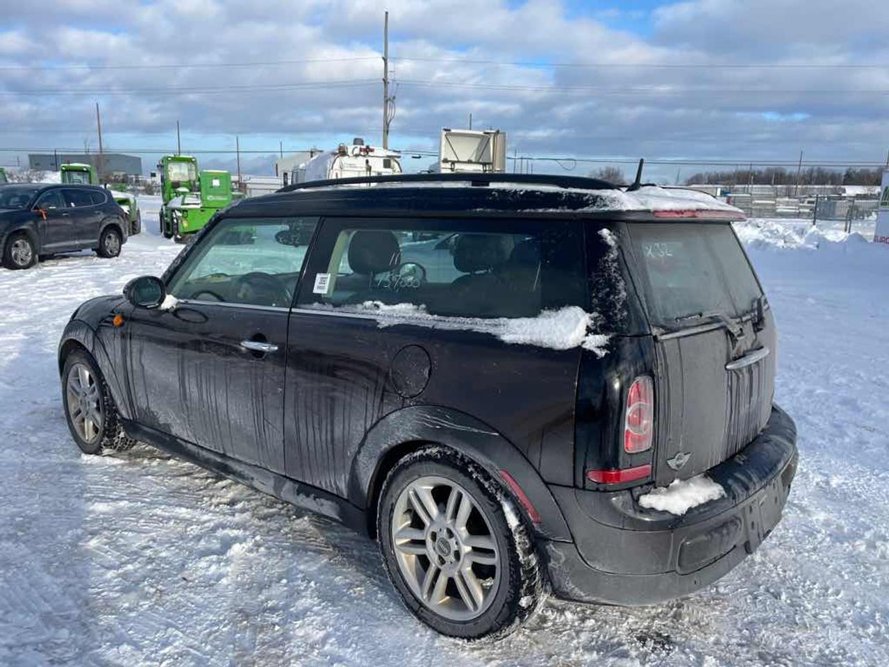 2011 MINI Cooper Clubman  Photo