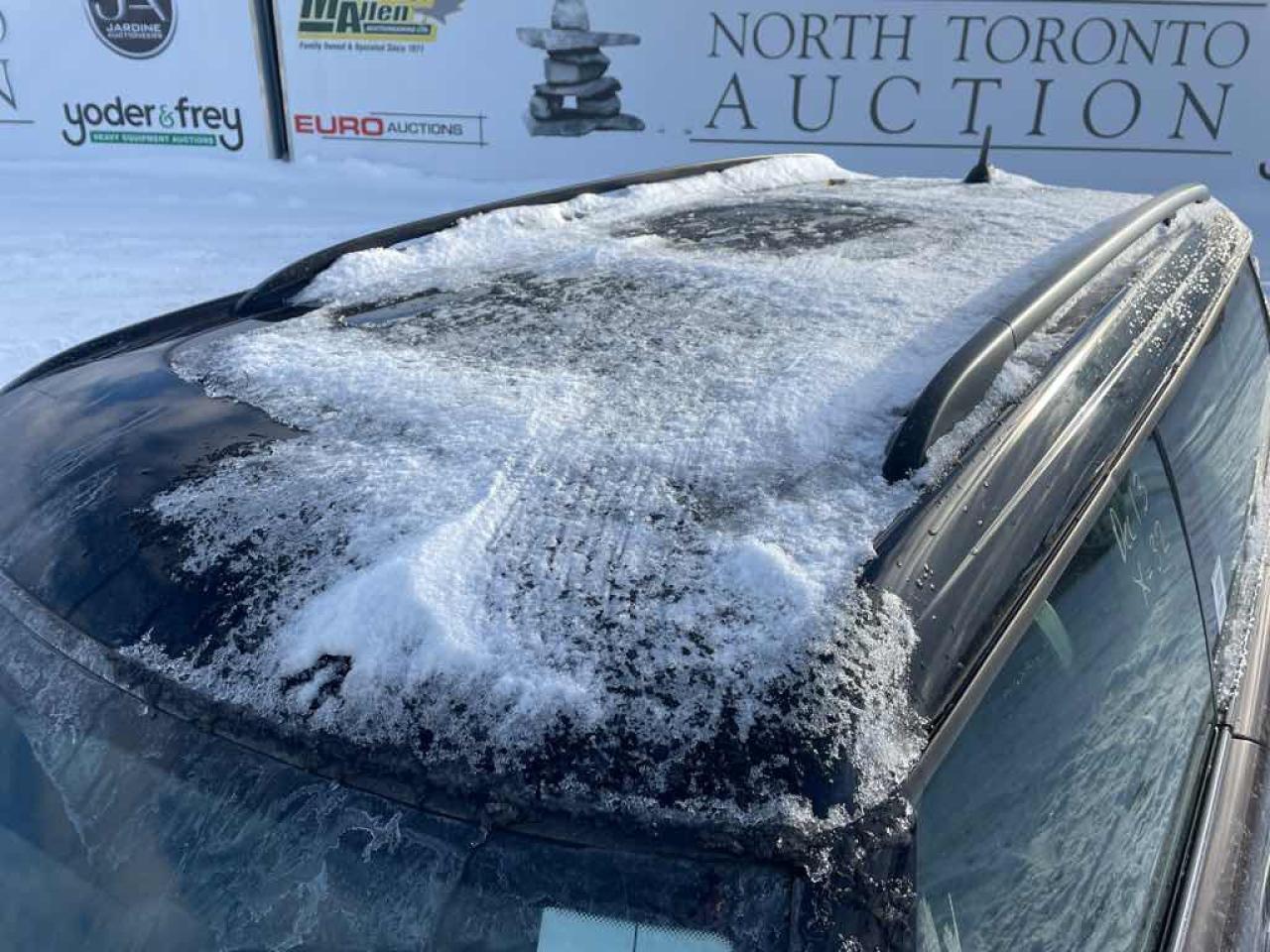 2011 MINI Cooper Clubman  Photo