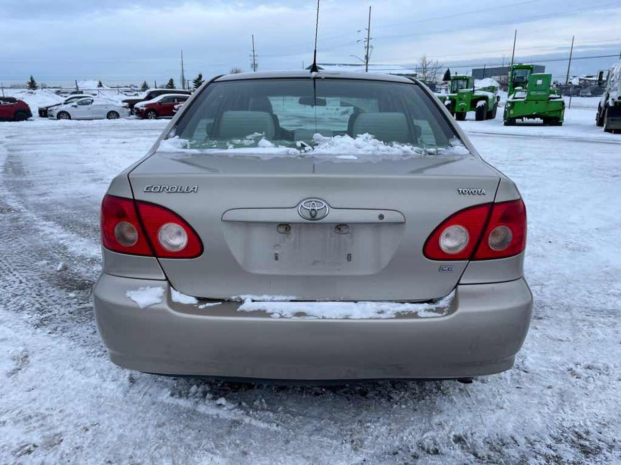 2006 Toyota Corolla CE Photo