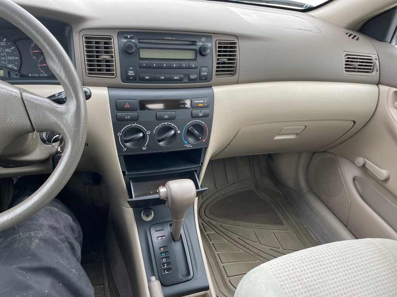 2006 Toyota Corolla CE Photo