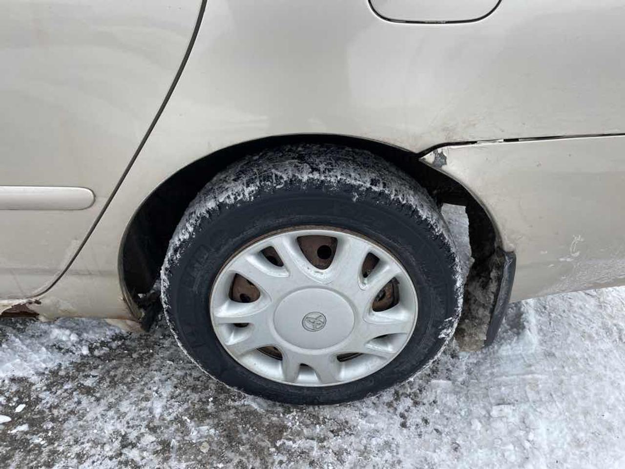 2006 Toyota Corolla CE Photo