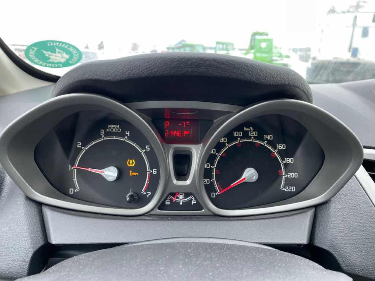 2011 Ford Fiesta SE Photo