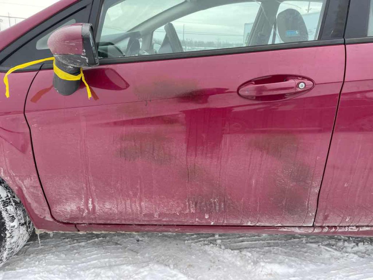 2011 Ford Fiesta SE Photo