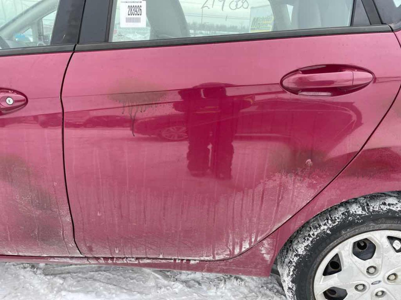 2011 Ford Fiesta SE Photo