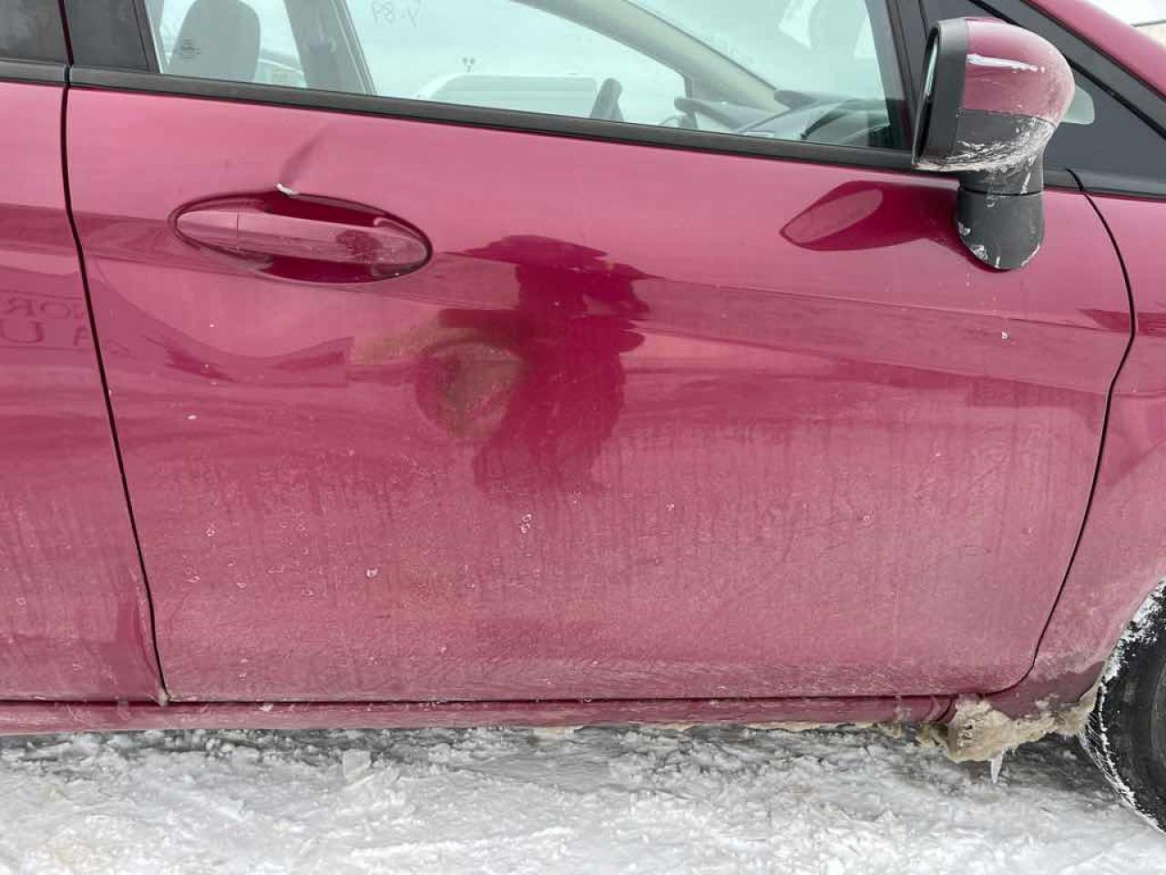 2011 Ford Fiesta SE Photo