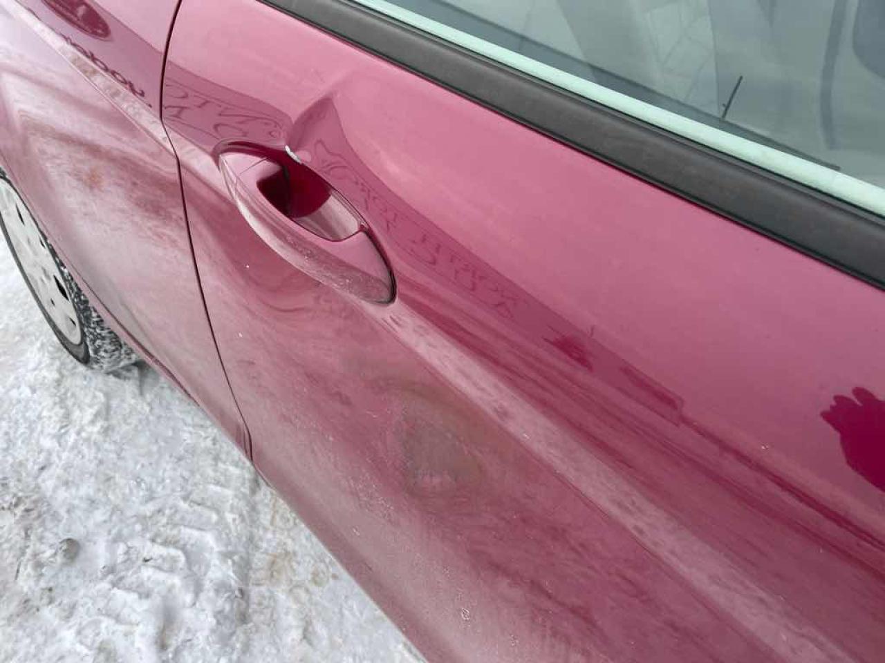 2011 Ford Fiesta SE Photo