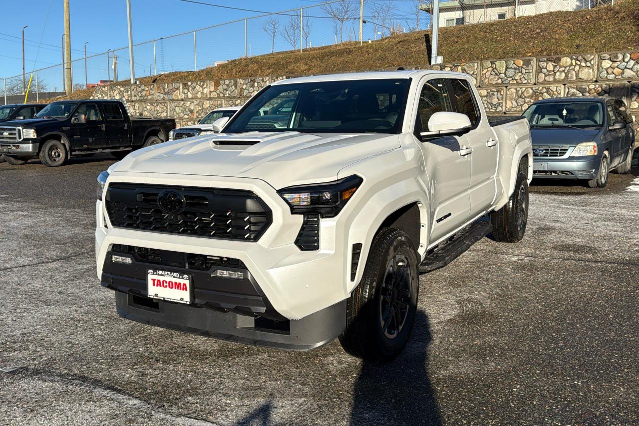 2026 Toyota Tacoma Double Cab AT TRD Sport Premium Photo2