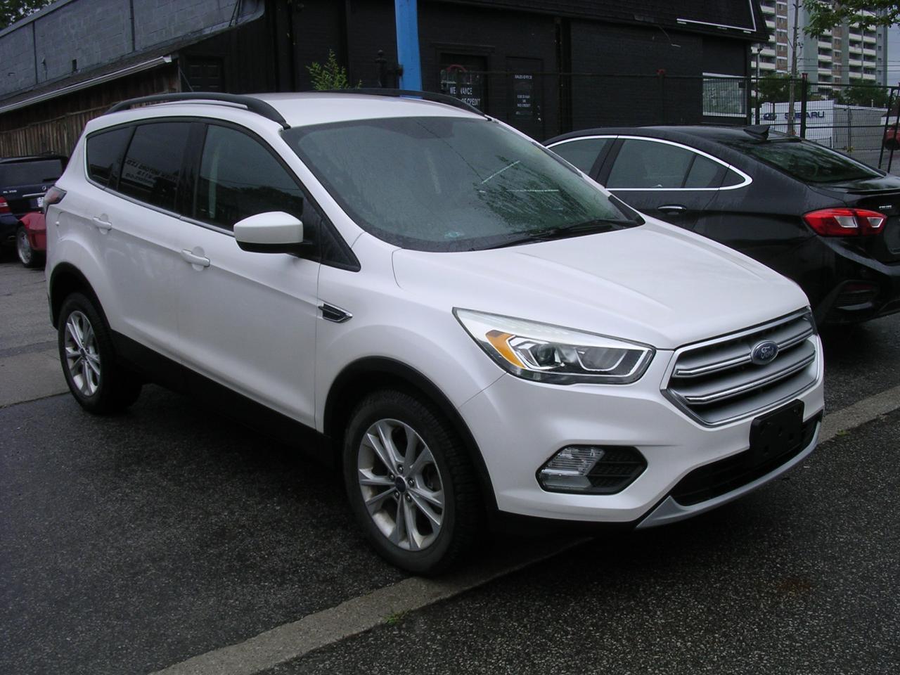2017 Ford Escape 4WD 4dr SE Photo