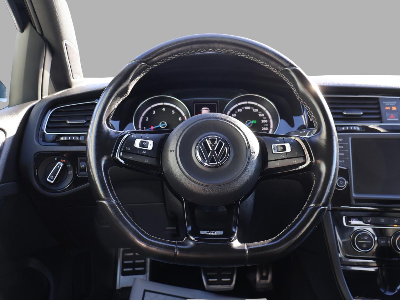 2017 Volkswagen Golf R DSG AWD CERTIFIED *V.W MAINTAIN* CAMERA NAV BLUETOOTH LEATHER HEATED P.SENSORS CRUISE ALLOYS Photo