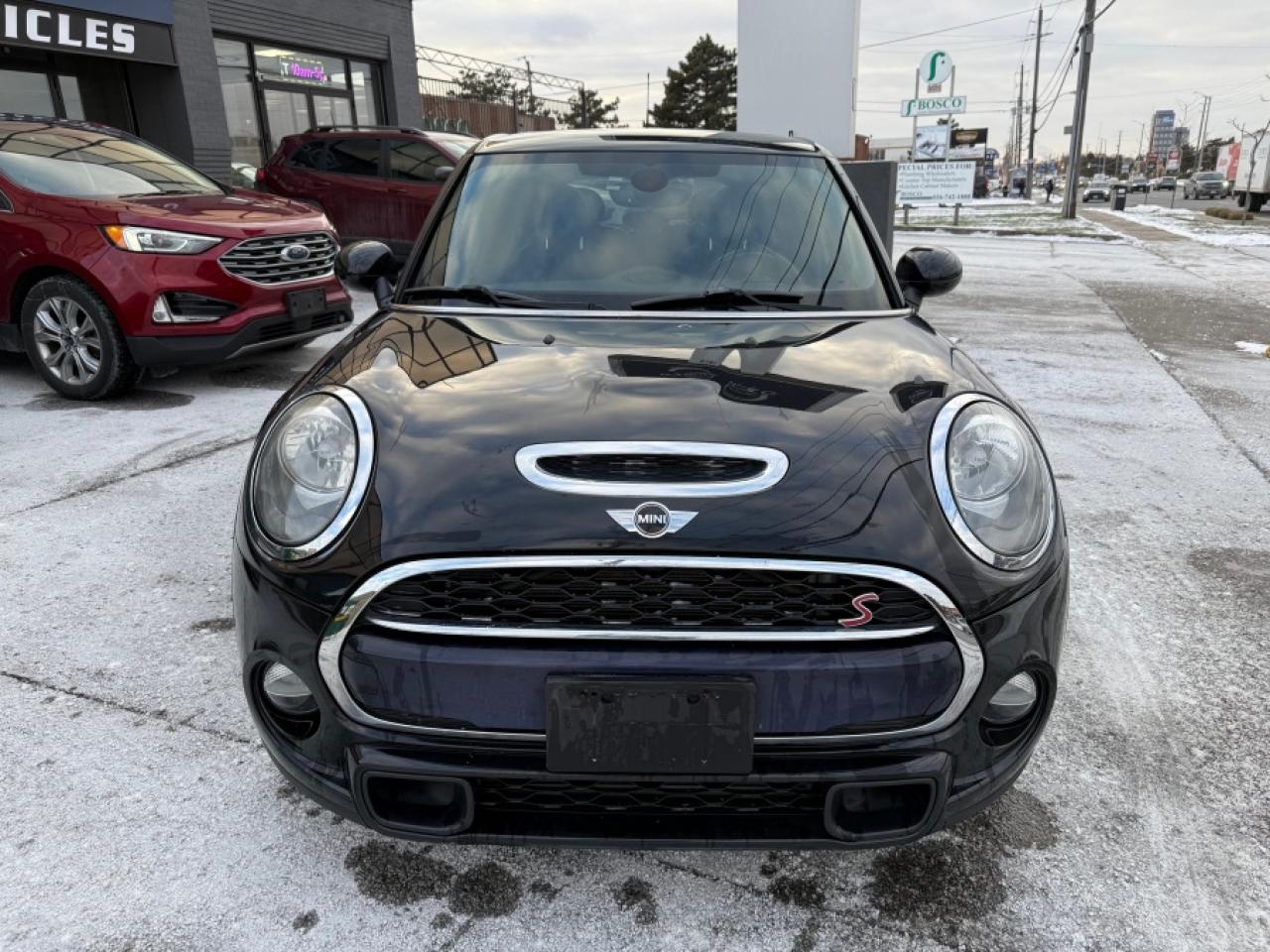 2016 MINI HARDTOP 4 DOOR COOPER S/ 1-OWNER/ CLEAN CARFAX/ HUD/ MANUAL/ NAVI - Photo #2