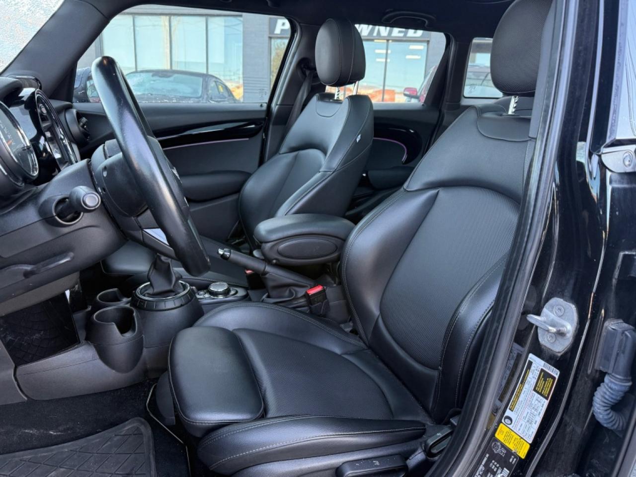 2016 MINI HARDTOP 4 DOOR COOPER S/ 1-OWNER/ CLEAN CARFAX/ HUD/ MANUAL/ NAVI - Photo #10