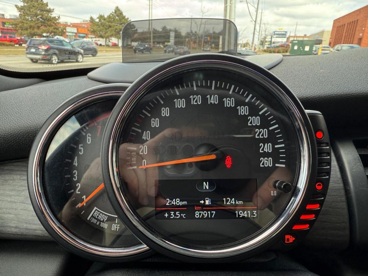 2016 MINI HARDTOP 4 DOOR COOPER S/ 1-OWNER/ CLEAN CARFAX/ HUD/ MANUAL/ NAVI - Photo #15