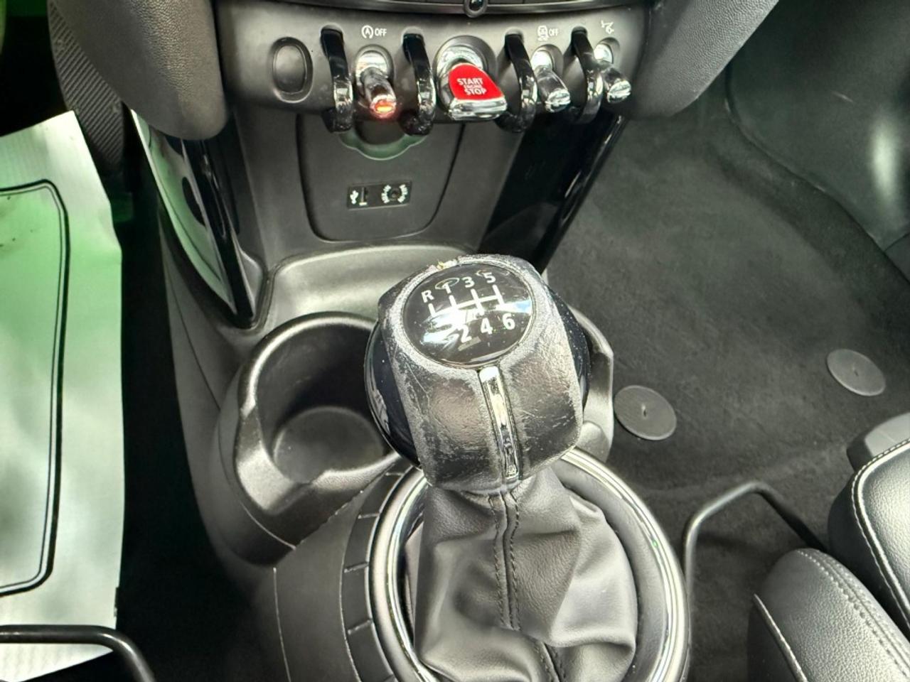 2016 MINI HARDTOP 4 DOOR COOPER S/ 1-OWNER/ CLEAN CARFAX/ HUD/ MANUAL/ NAVI - Photo #19