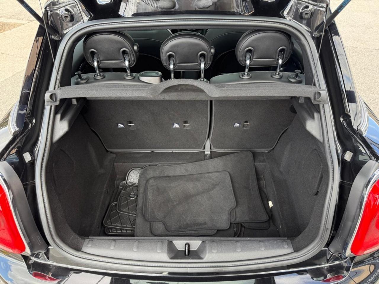 2016 MINI HARDTOP 4 DOOR COOPER S/ 1-OWNER/ CLEAN CARFAX/ HUD/ MANUAL/ NAVI - Photo #23