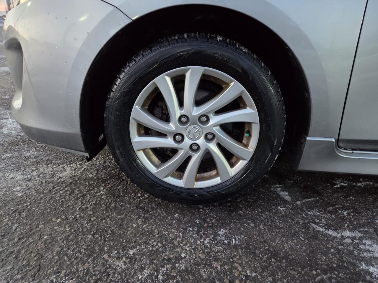 2012 Mazda MAZDA3 GS-SKY - Photo #14