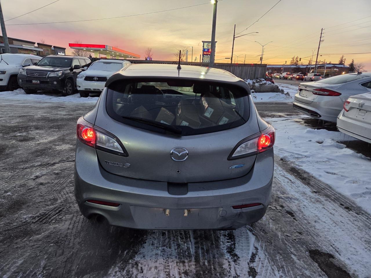 2012 Mazda MAZDA3 GS-SKY, MANUAL, HATCH, RELIABLE, CERTIFIED Photo3