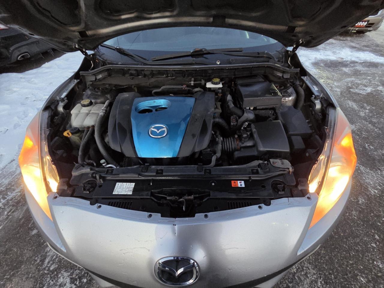 2012 Mazda MAZDA3 GS-SKY - Photo #15