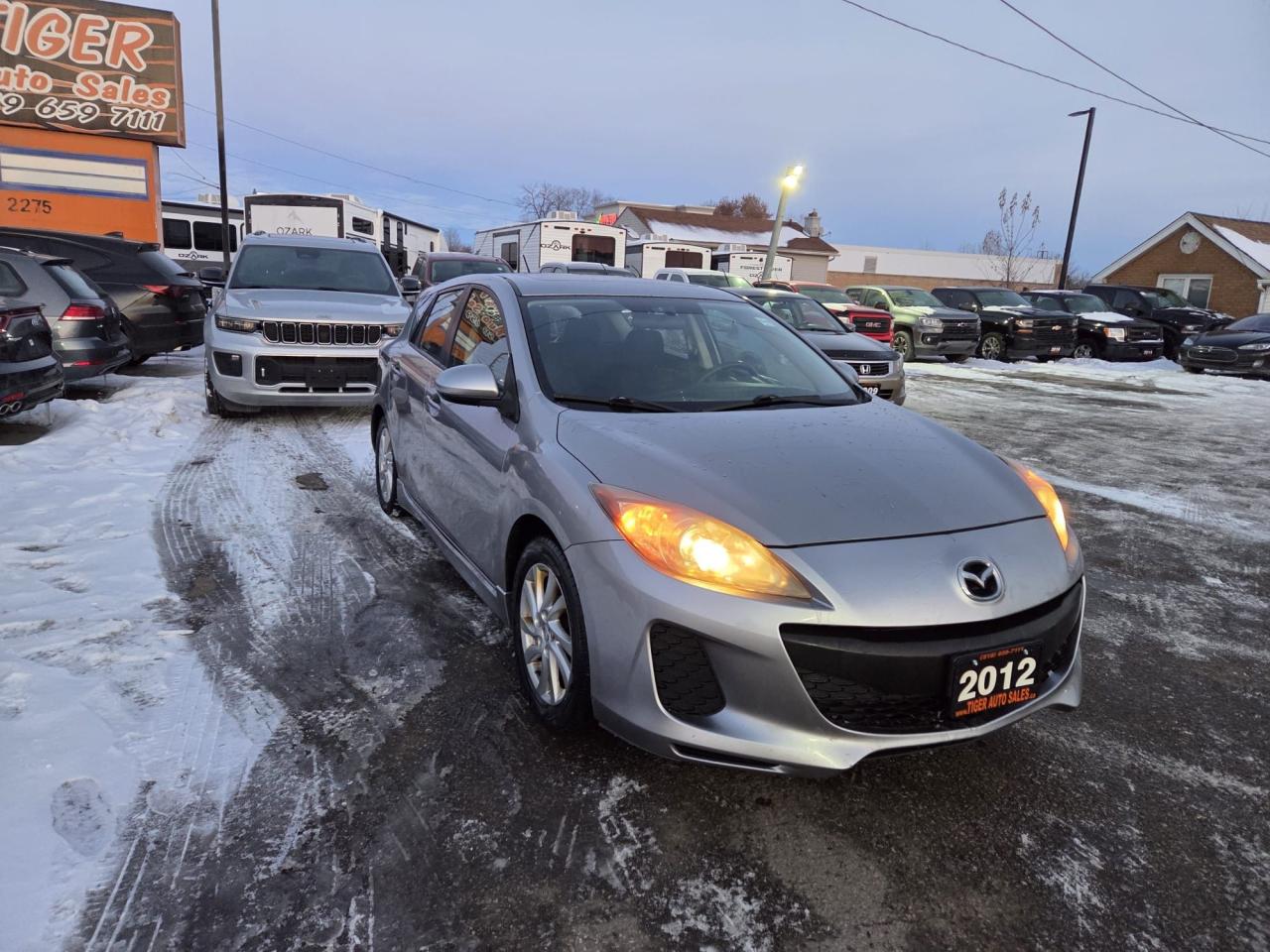2012 Mazda MAZDA3 GS-SKY - Photo #7