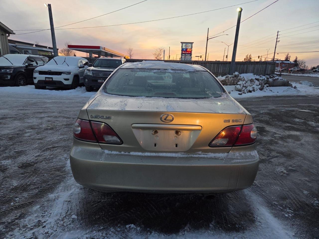 2004 Lexus ES 330 AUTO, V6, LEATHER, TRADE IN, AS IS SPECIAL Photo3