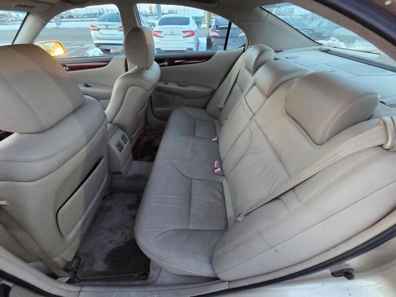 2004 Lexus ES 330  - Photo #9