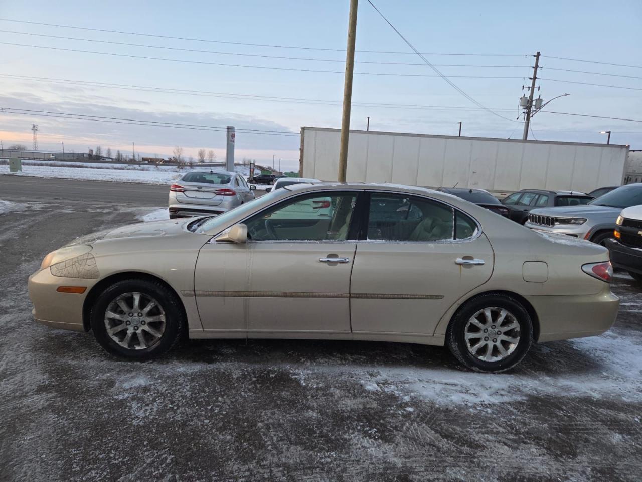 2004 Lexus ES 330  - Photo #2