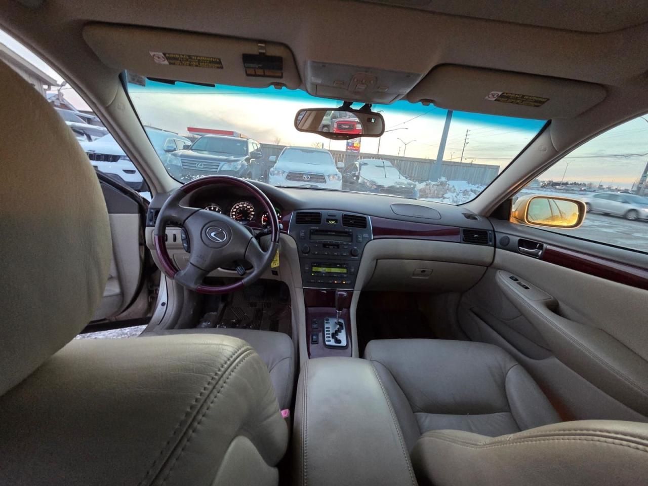 2004 Lexus ES 330  - Photo #10