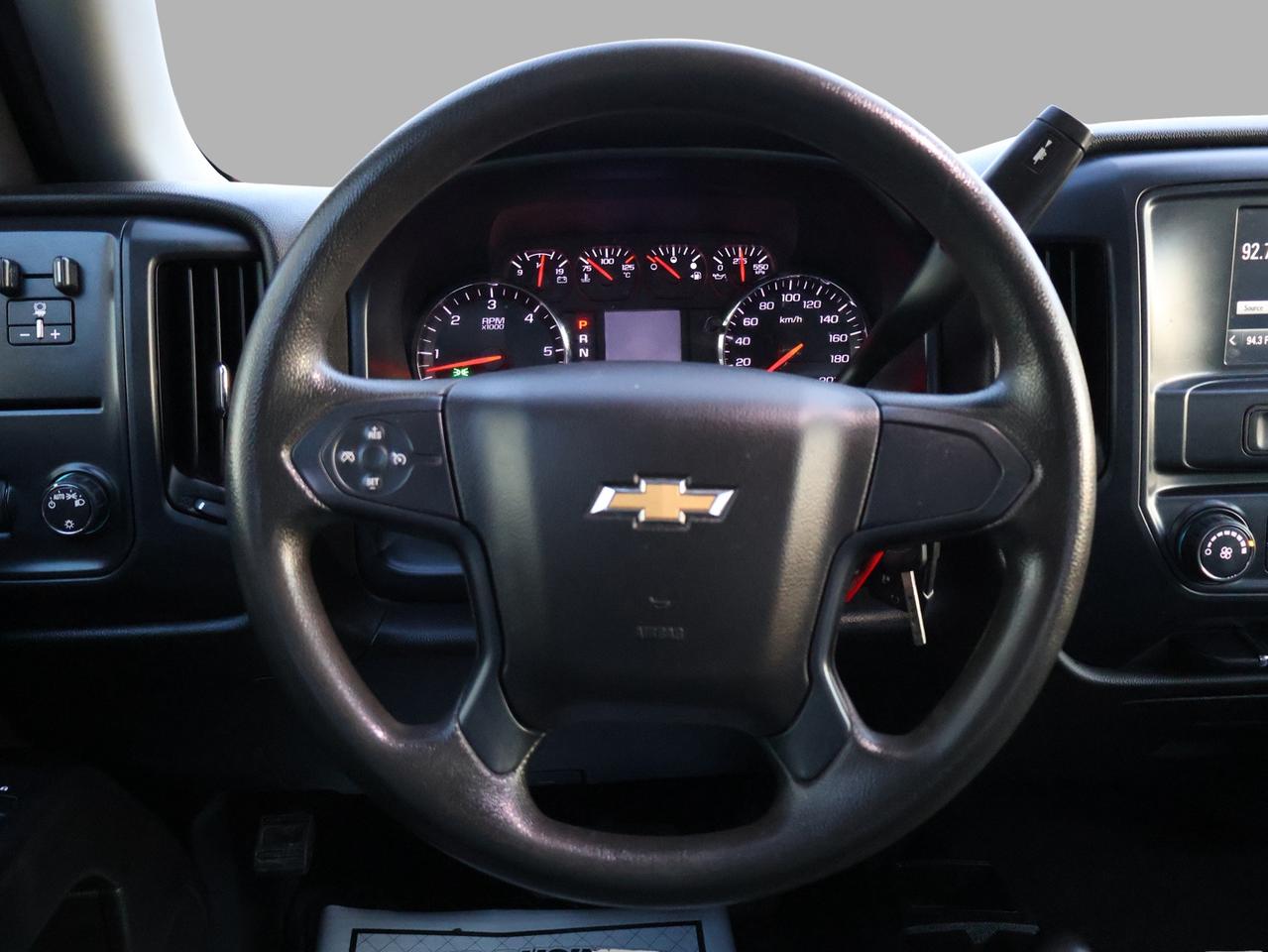 2018 Chevrolet Silverado 1500 V8 LT CREW 4WD CERTIFIED *1 OWNER*SERVICE RECORDS* CAMERA BLUETOOTH CRUISE ALLOYS RUNNING BOARDS Photo