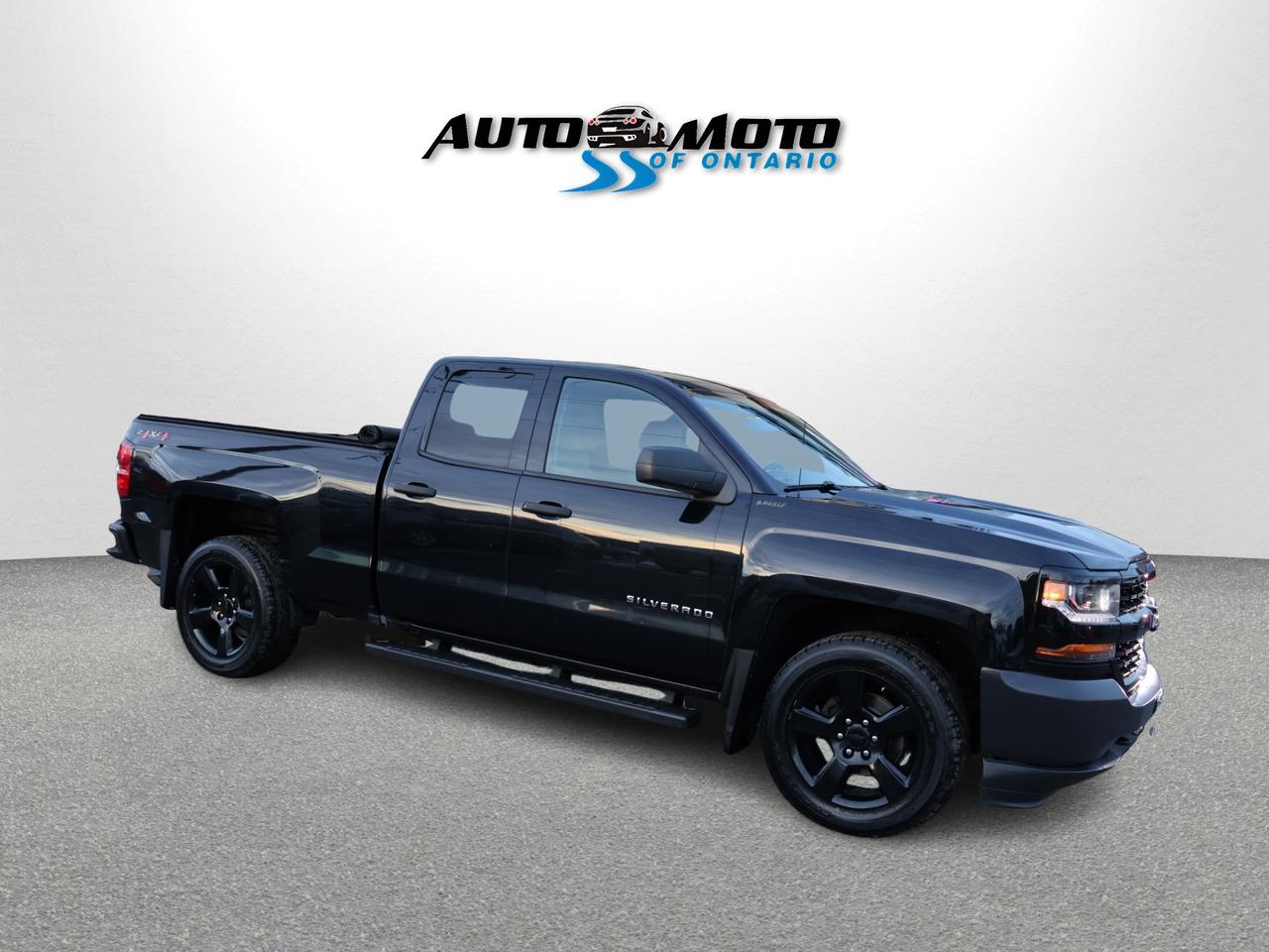 2018 Chevrolet Silverado 1500 V8 LT CREW 4WD CERTIFIED *1 OWNER*SERVICE RECORDS* CAMERA BLUETOOTH CRUISE ALLOYS RUNNING BOARDS Photo