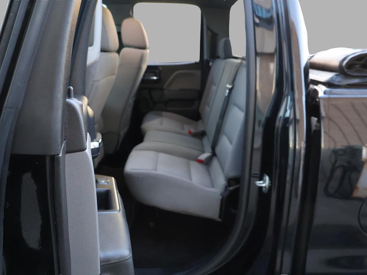 2018 Chevrolet Silverado 1500 V8 LT CREW 4WD CERTIFIED *1 OWNER*SERVICE RECORDS* CAMERA BLUETOOTH CRUISE ALLOYS RUNNING BOARDS Photo