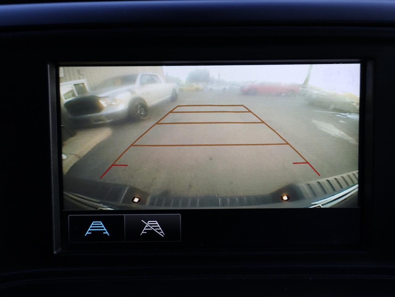 2018 Chevrolet Silverado 1500 V8 LT CREW 4WD CERTIFIED *1 OWNER*SERVICE RECORDS* CAMERA BLUETOOTH CRUISE ALLOYS RUNNING BOARDS Photo