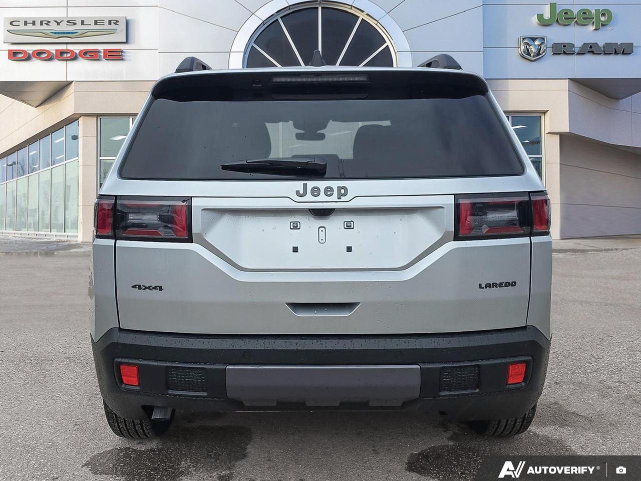 13300082