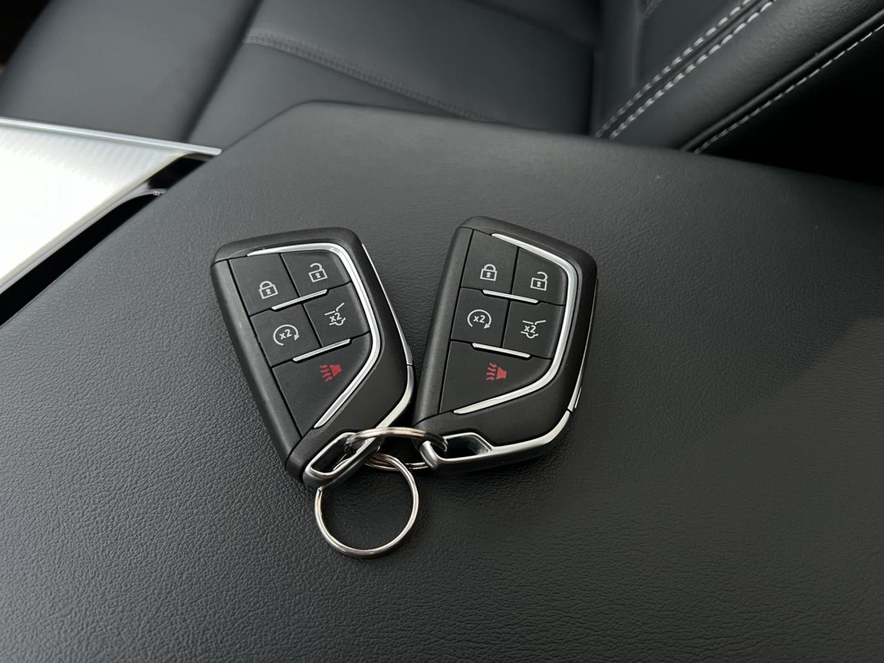 2024 Cadillac LYRIQ TECH - 36,000KMS - LEATHER - REVERSE CAMERA !! Photo