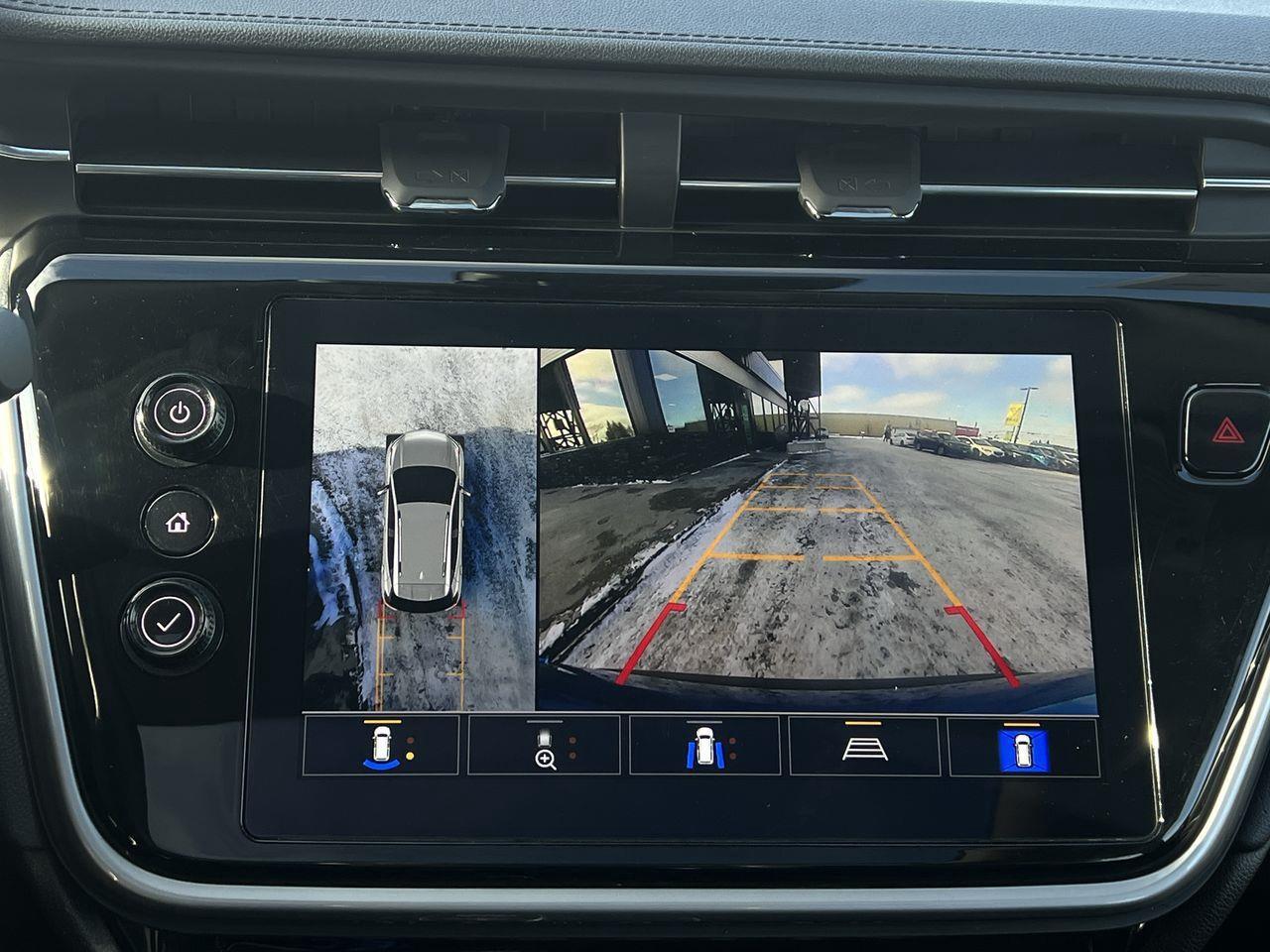 2022 Chevrolet Bolt EUV Premier ELECTRIC VEHICLE, MOONROOF, HEATED FRONT SEATS, BACK UP CAM!! Photo