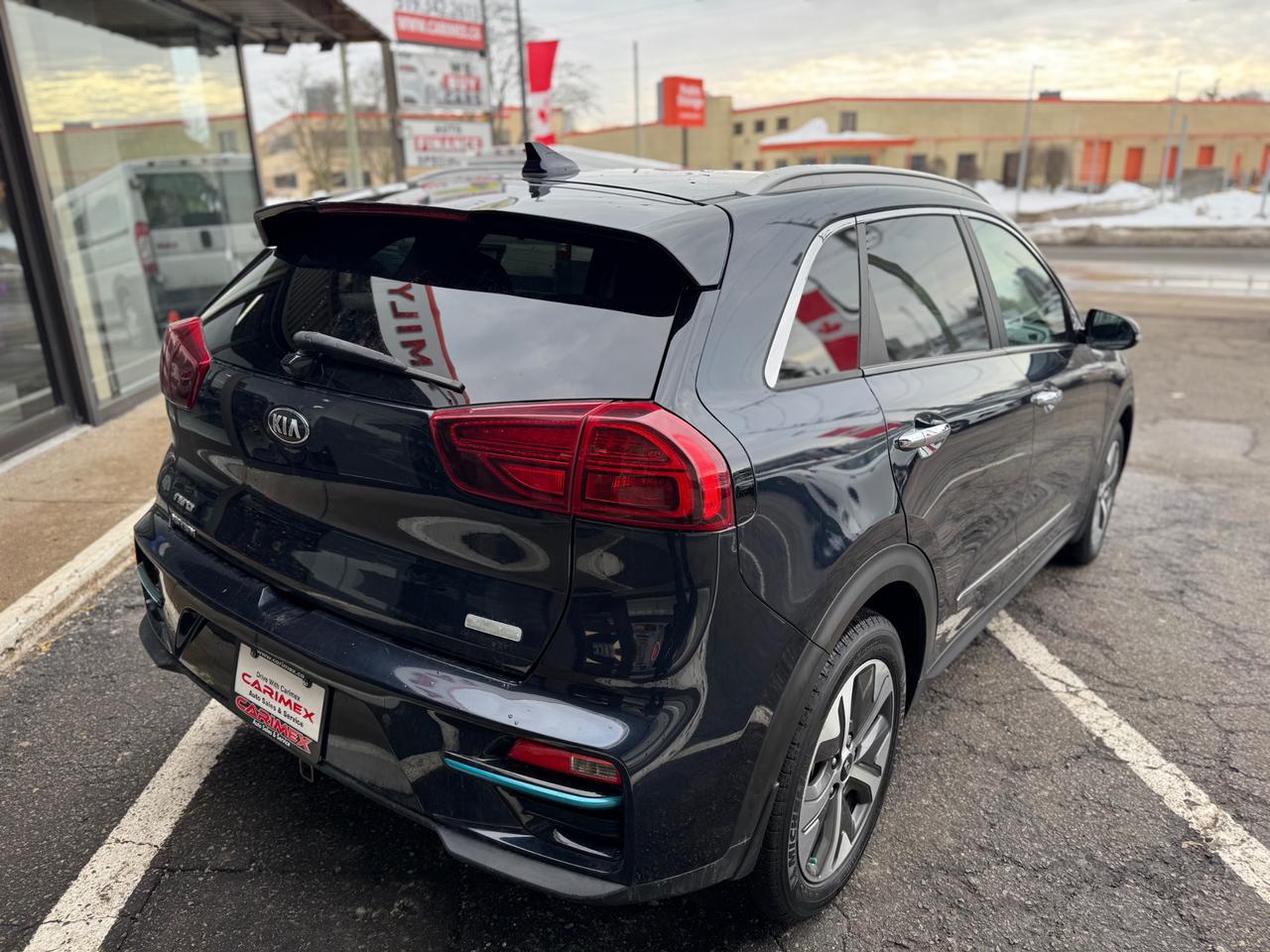 2020 Kia NIRO EV SX Touring One Owner | Accident Free | 64kWh Battery | Loaded Photo4