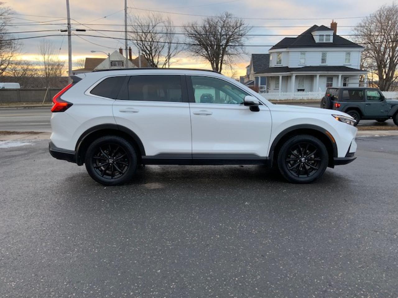 2024 Honda CR-V Sport Photo