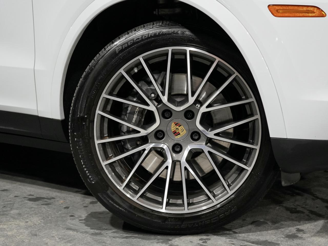 2022 Porsche Cayenne PANO/BOSE/CARPLAY/NO ACCIDENT/1OWNER/SURROUNDVIEW Photo