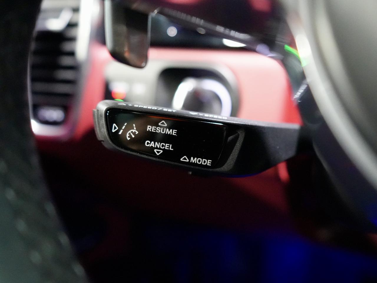 2022 Porsche Cayenne PANO/BOSE/CARPLAY/NO ACCIDENT/1OWNER/SURROUNDVIEW Photo