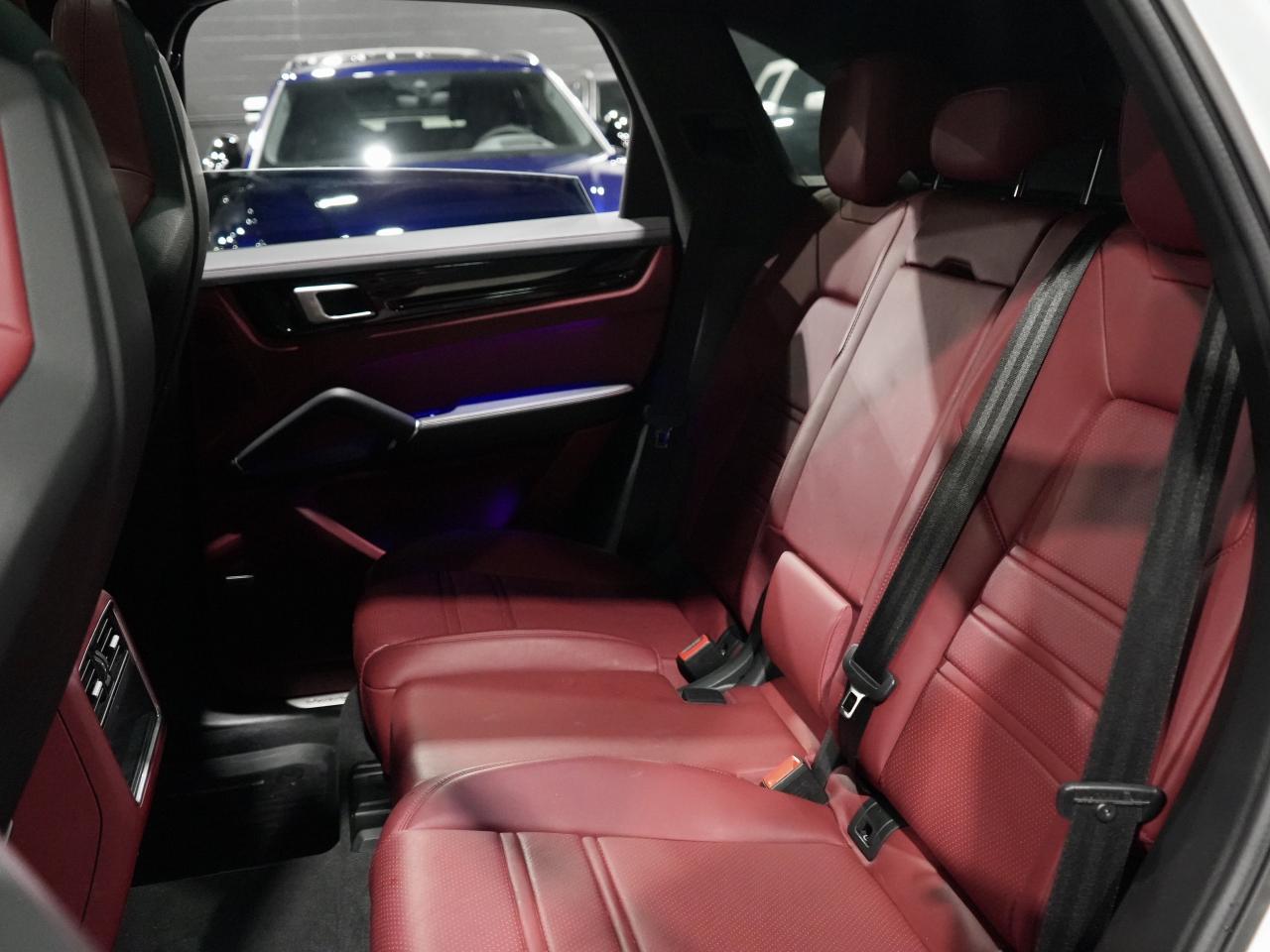 2022 Porsche Cayenne PANO/BOSE/CARPLAY/NO ACCIDENT/1OWNER/SURROUNDVIEW Photo