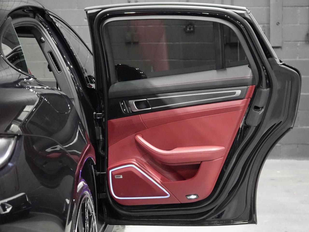 2022 Porsche Panamera 4 E-Hybrid/PANO/BOSE/HUD/360 CAM/21 IN RIM/PDLS Photo