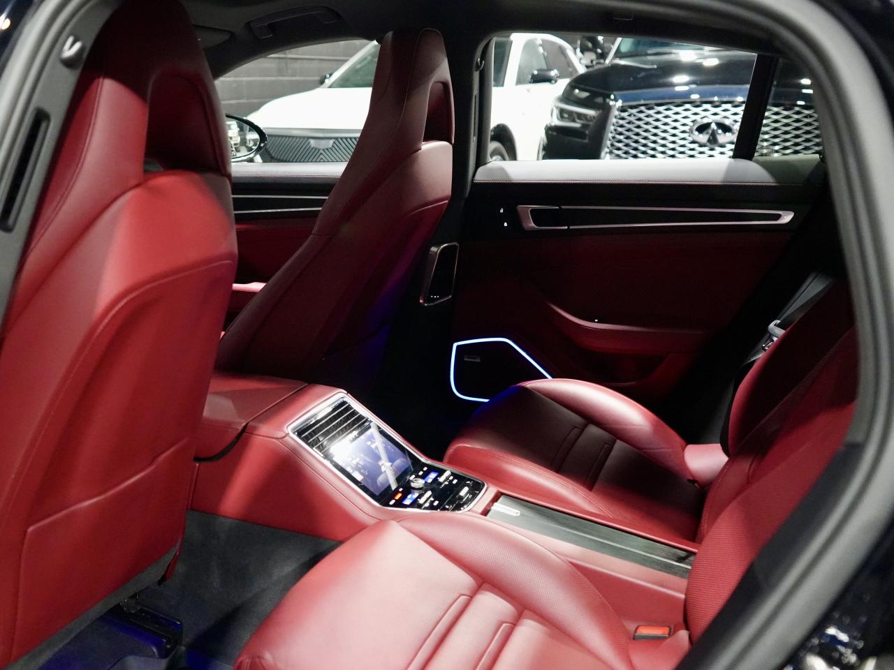 2022 Porsche Panamera 4 E-Hybrid/PANO/BOSE/HUD/360 CAM/21 IN RIM/PDLS Photo