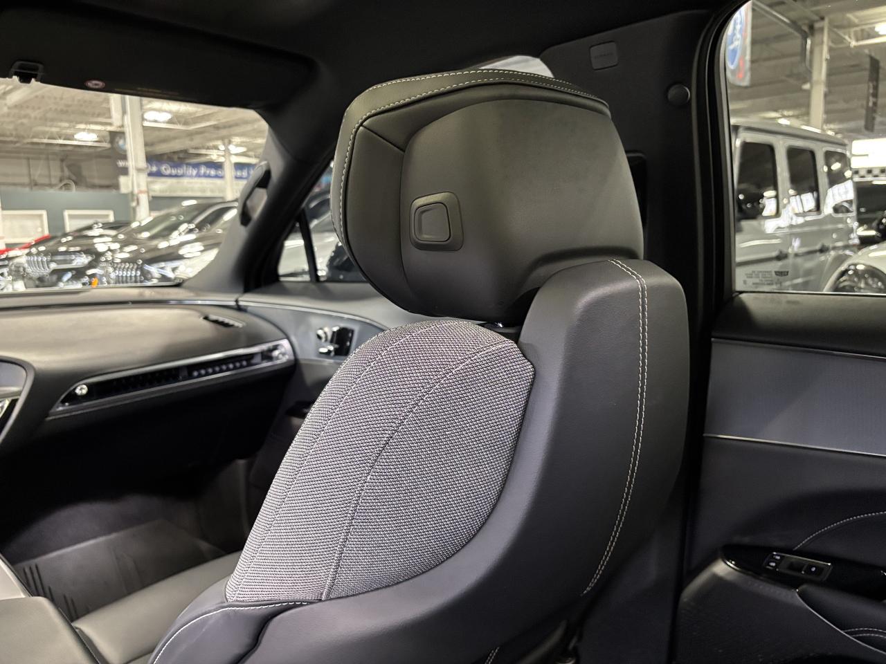 2024 Cadillac LYRIQ Tech|1SA|RWD|CLUSTERNAV|FULLPANOROOF|LEATHER|CAM|+ - Photo #16